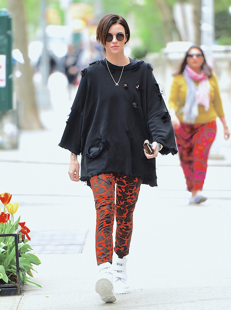 ESC: Ruby Rose ESC: Ruby Rose